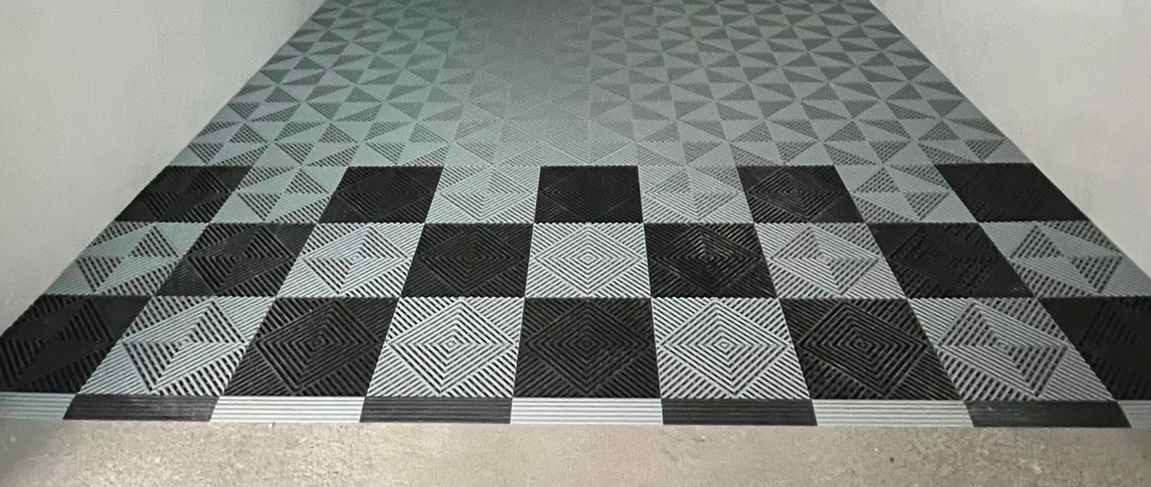 Piso para Oficina em PP 33,3x33,3cm - Resistente e Modular