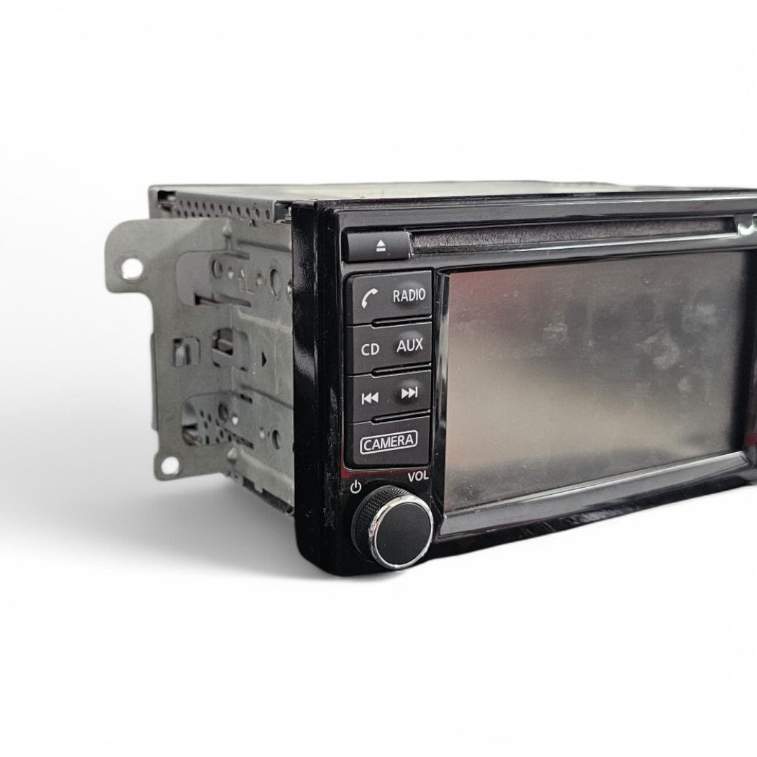 Original Nissan Pulsar/Juke Car Radio with 360 Camera Compatibility – Used 7612033118