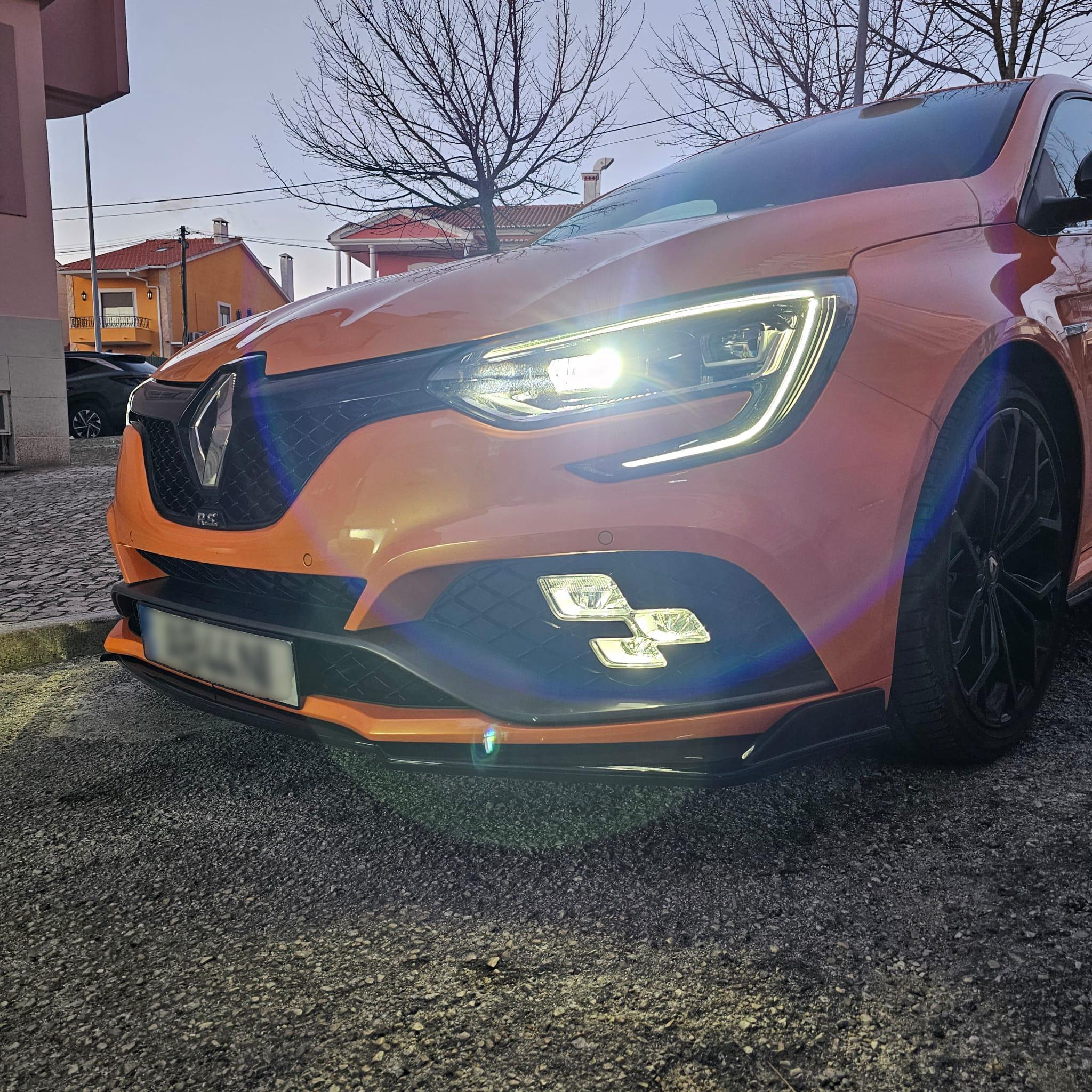 Universal Front Splitter in Glossy Black ABS
